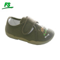 injection infantile enfants chaussures en toile